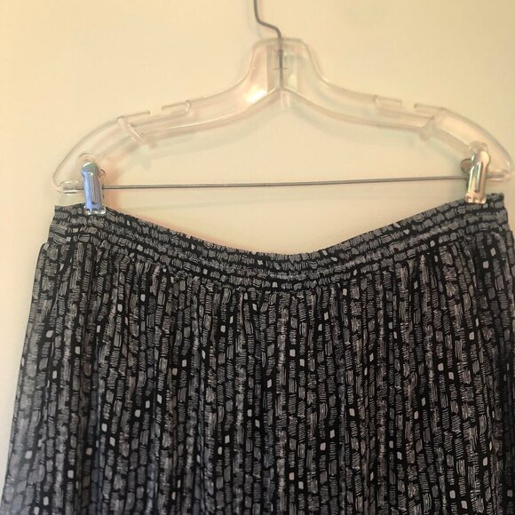 Candie's black/white lined maxi skirt sz XL - Picture 4 of 9